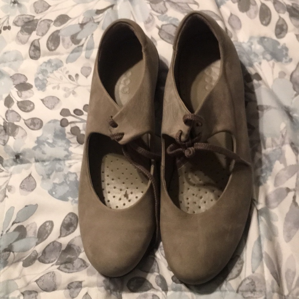 Ecco shoes size 10 in good condition